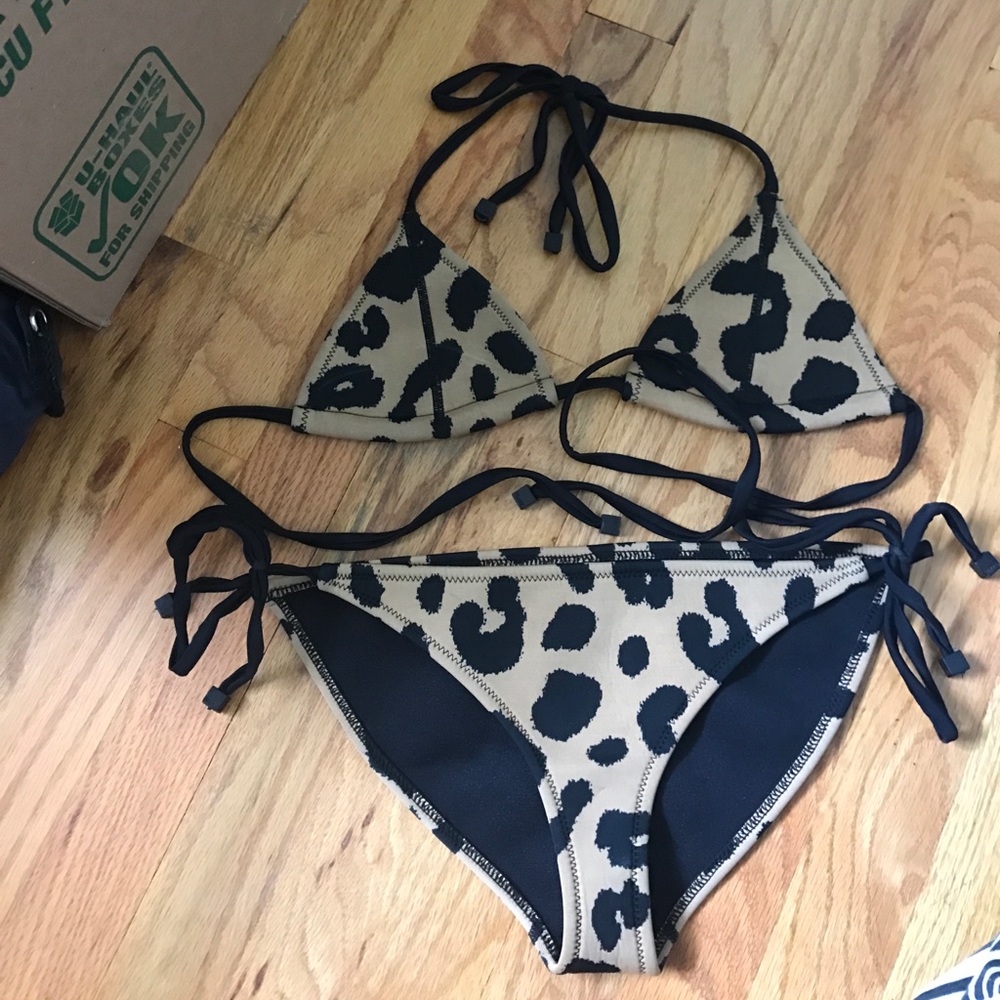 Authentic triangl bikini